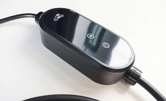 Bom preço CE 3kW Portable EV Charger 16A IP67 with 5m Cable on-line